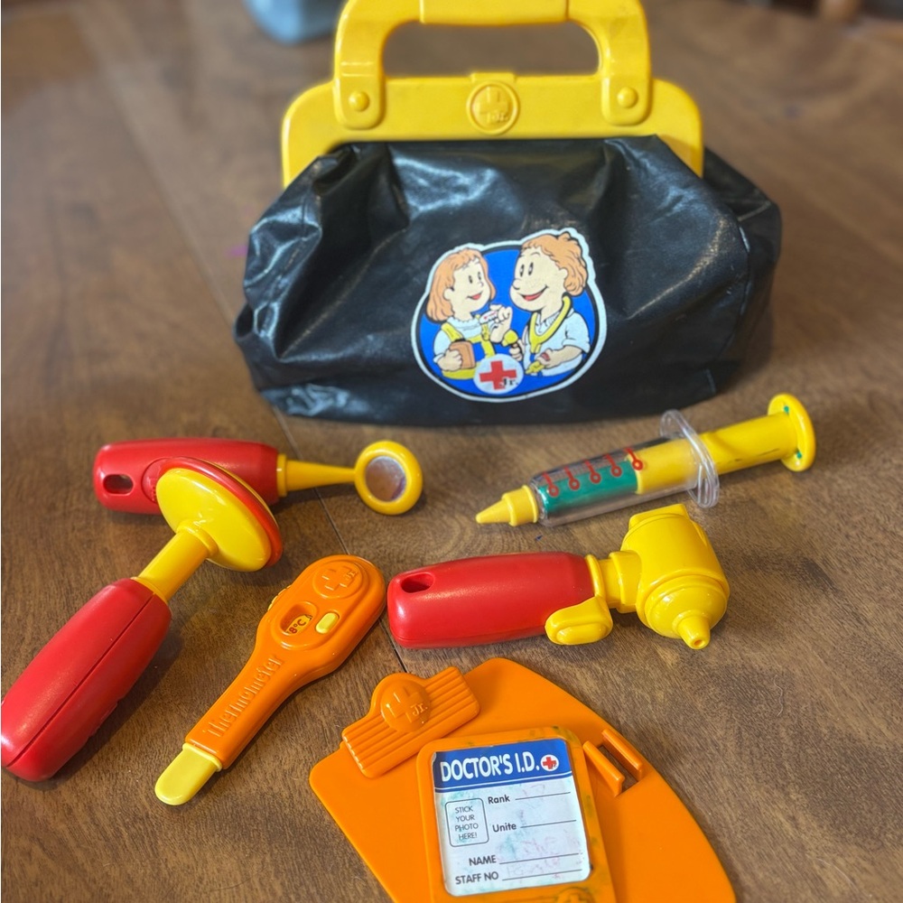 Fisher price Kids Doctor Playset vintage